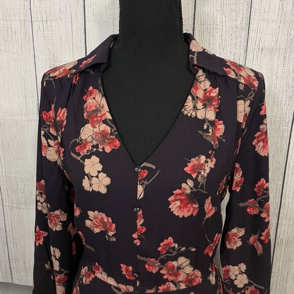 Skies are Blue Women's Medium Purple Floral Long Sleeve Knee Length Dress - Picture 2 of 9